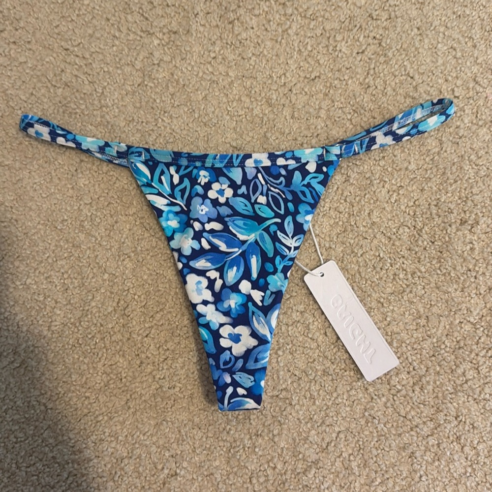 NWT!!! Bright swimwear bottoms size small midnight bloom